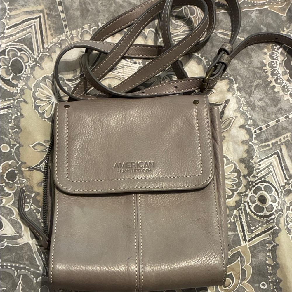 American Leather co. Chic Beige Crossbody Bag
